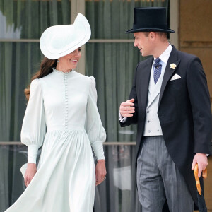 Le prince William, duc de Cambridge, et Catherine (Kate) Middleton, duchesse de Cambridge, lors d'une Royal Garden Party au Buckingham Palace à Londres, Royaume Uni, le 25 mai 2022. 