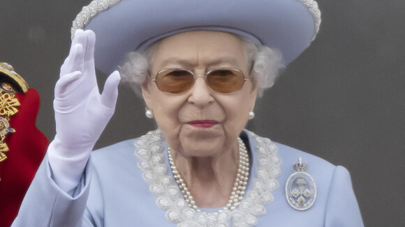 Elizabeth II souffrante : sa venue annulée en catastrophe, le jubilé chamboulé !