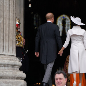 Le prince Harry, duc de Sussex, et Meghan Markle, duchesse de Sussex - Les membres de la famille royale et les invités lors de la messe célébrée à la cathédrale Saint-Paul de Londres, dans le cadre du jubilé de platine (70 ans de règne) de la reine Elisabeth II d'Angleterre. Londres, le 3 juin 2022. 