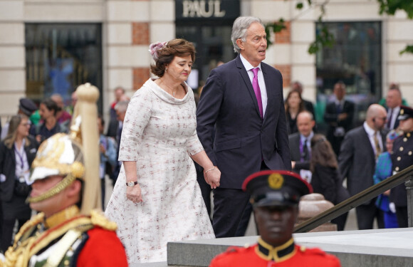 L'ancien Premier ministre Tony Blair et sa femme Cherie - Les membres de la famille royale et les invités lors de la messe célébrée à la cathédrale Saint-Paul de Londres, dans le cadre du jubilé de platine (70 ans de règne) de la reine Elisabeth II d'Angleterre. Londres, le 3 juin 2022. 