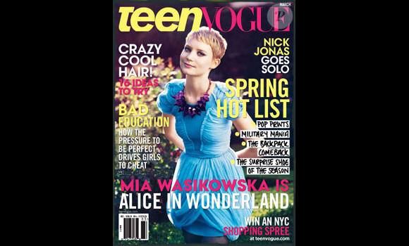 Mia Wasikowska en couverture de Teen Vogue