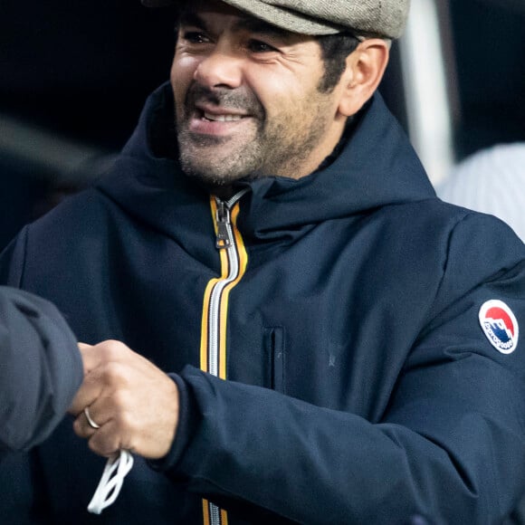 Jamel Debbouze - People au match de Ligue 1 Uber Eats "PSG contre Nice (0-0)" au Parc des Princes à Paris le 1er décembre 2021. © Cyril Moreau/Bestimage 