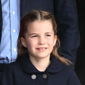 Le prince George de Cambridge et la princesse Charlotte de Cambridge en visite au château de Cardiff, Royaume Uni, à l'occasion du jubilé de platine de la reine d'Angleterre. 