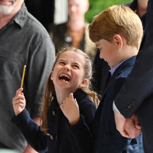 Le prince George de Cambridge et la princesse Charlotte de Cambridge en visite au château de Cardiff, Royaume Uni, le 4 juin 2022, à l'occasion du jubilé de platine de la reine d'Angleterre. 