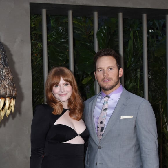 Bryce Dallas Howard et Chris Pratt à la première du film "Jurassic World Dominion" à Los Angeles, le 6 juin 2022. 