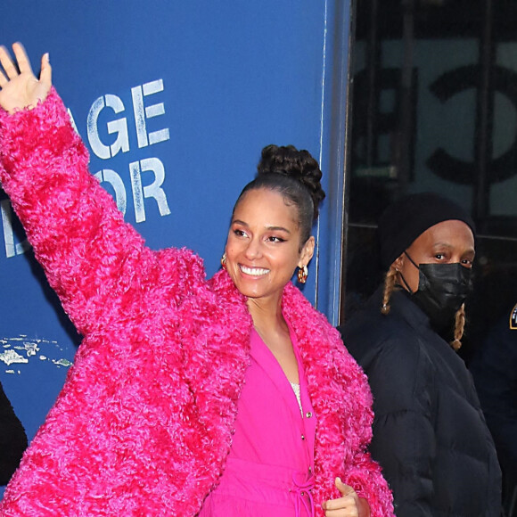 Alicia Keys à la sortie des studios de ABC à New York, le 8 mars 2022. 