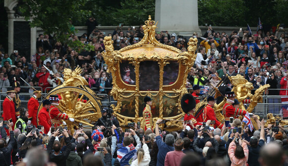 Illustration du carrosse de la reine lors de la parade devant le palais de Buckingham, à l'occasion du jubilé de la reine d'Angleterre. Le 5 juin 2022.