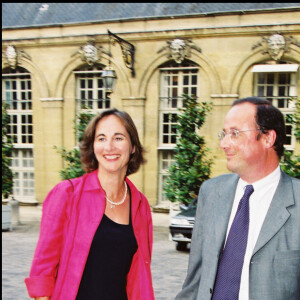 Ségolène Royal et François Hollande en 1998 lors d'une garden party à l'Elysée