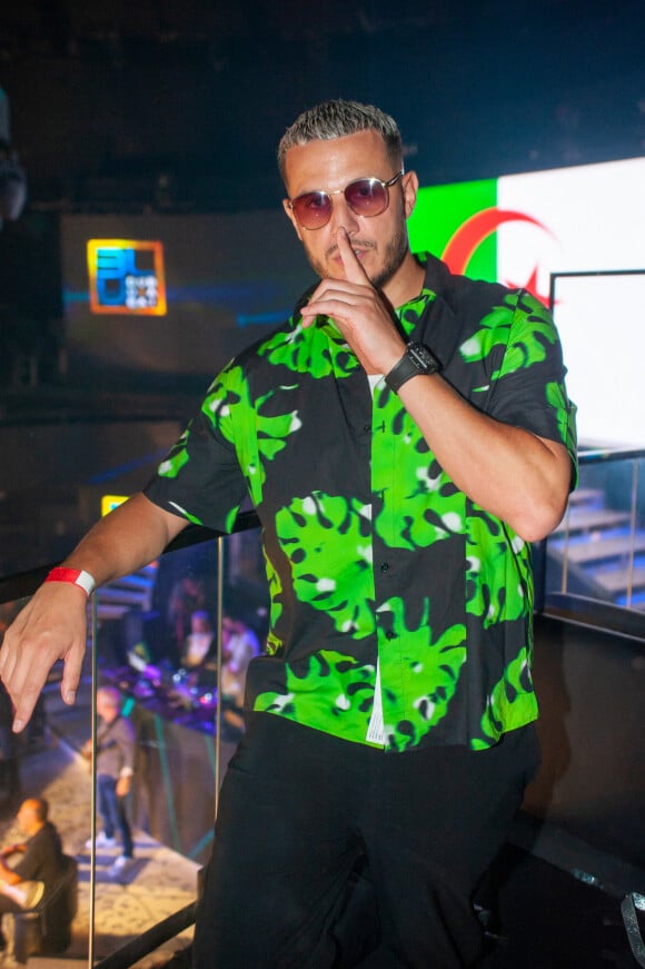 Exclusif - DJ Snake au Blu Dubaï Club lors du showcase de Cheb Khaled à Dubaï le 25 septembre 2021. © Nicolas Briquet / Bestimage