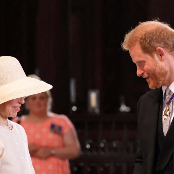 Le prince Harry, duc de Sussex et Meghan Markle, duchesse de Sussex - Les membres de la famille royale et les invités lors de la messe célébrée à la cathédrale Saint-Paul de Londres, dans le cadre du jubilé de platine (70 ans de règne) de la reine Elisabeth II d'Angleterre. Londres, le 3 juin 2022. 