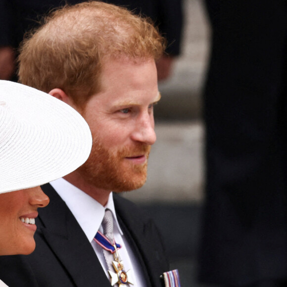 Le prince Harry et Meghan Markle - Les membres de la famille royale et les invités lors de la messe du jubilé, célébrée à la cathédrale Saint-Paul de Londres le 3 juin 2022.  The Duke and Duchess of Sussex arrive for the National Service of Thanksgiving at St Paul's Cathedral, London, on day two of the Platinum Jubilee celebrations for Queen Elizabeth II. Picture date: Friday June 3, 2022.