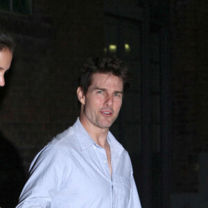 Katie Holmes avec Tom Cruise à Bâton-Rouge en Lousiane où l'acteur doit tourner son nouveau film "Oblivion", le 1er avril 2012.