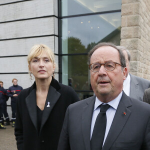 François Hollande et sa compagne Julie Gayet - Claude Chirac, son mari Frédéric Salat-Baroux et son fils Martin Rey-Chirac se sont rendus au musée du président Jacques Chirac de Sarran en Corrèze le 5 octobre 2019.