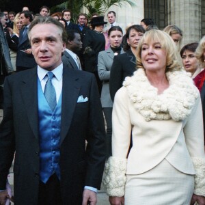 Archives - Ivana Gobbi, Michel Sardou et son ex-femme Élisabeth Haas (Babette) - Mariage de Romain Sardou et Francesca Gobbi en l'église La Madeleine à Paris. © Jean-Claude Woestelenadt / Bestimage