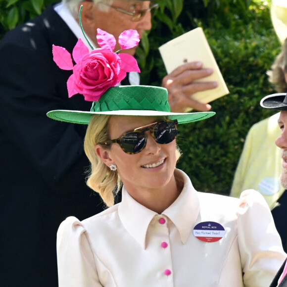 Zara Phillips (Zara Tindall) et son mari Mike Tindall lors du troisième jour "Ladies Day" de la Royal Ascot 2022 à l'hippodrome d'Ascot dans le Berkshire, Royaume Uni, le 16 juin 2022.