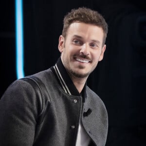 Matt Pokora sur le plateau de l'émission TPMP (Touche pas à mon poste). © Jack Tribeca / Bestimage 