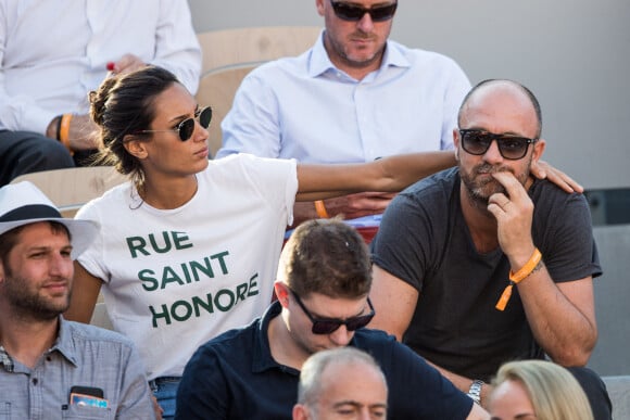 Christophe Dugarry et sa compagne Yasmina dans les tribunes lors des internationaux de tennis de Roland Garros à Paris, France, le 31 mai 2019. © Jacovides-Moreau/Bestimage