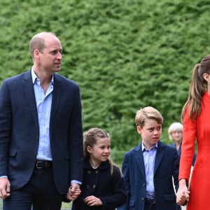 Le prince William, duc de Cambridge, et Catherine (Kate) Middleton, duchesse de Cambridge, accompagnés de leurs enfants, le prince George de Cambridge et la princesse Charlotte de Cambridge en visite au château de Cardiff, Royaume Uni, le 4 juin 2022, à l'occasion du jubilé de platine de la reine d'Angleterre. 