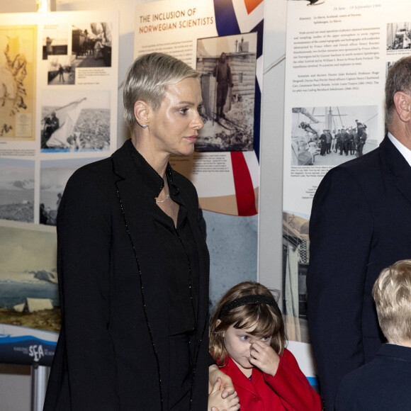 Le prince Albert II de Monaco, la princesse Charlene, le prince Jacques et la princesse Gabriella - Le prince Albert II de Monaco inaugure l'exposition l’exposition "Sailing the Sea of Science, Scientist and explorer. Prince Albert Ier and the early norwegian exploration of Svalbard " au Fram Museum à Oslo le 22 juin 2022.