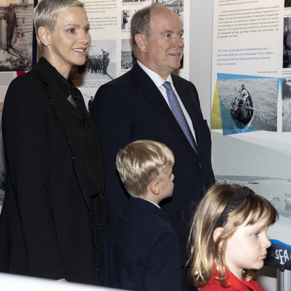 La princesse Charlene, le prince Albert II de Monaco, le prince Jacques et la princesse Gabriella - Le prince Albert II de Monaco inaugure l'exposition l’exposition "Sailing the Sea of Science, Scientist and explorer. Prince Albert Ier and the early norwegian exploration of Svalbard " au Fram Museum à Oslo le 22 juin 2022.