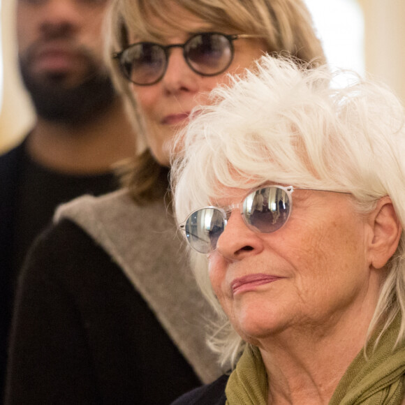 Catherine Lara et Samantha - Remise de décorations au ministère de la Culture à Paris le 30 octobre 2019. © Cyril Moreau/Bestimage