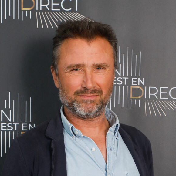 Exclusif - Alexandre Brasseur en backstage de l'émission "On est en direct (OEED)" à Paris, le 28 mai 2022. © Christophe Clovis/Bestimage