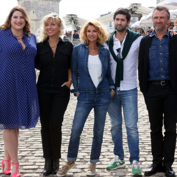 Charlotte Gaccio, Julie Debazac, Ingrid Chauvin, Mayel Elhajaoui, Alexandre Brasseur de "Demain nous appartient" - Festival de la Fiction de La Rochelle. Le 18 septembre 2021. © Jean-Marc Lhomer / Bestimage