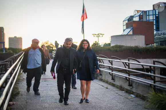 Exclusif - Alexis Corbière et sa compagne Raquel Garrido quittent le tribunal de Bobigny le 19 septembre 2019 © Tiziano Da Silva/Bestimage