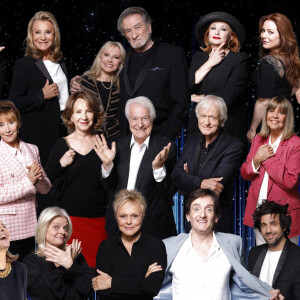 Exclusif - Pierre Palmade, Muriel Robin, Carole Bouquet, Marie-Anne Chazel, Nathalie Baye, Eddy Mitchell, Nolwenn Leroy, André Dussollier, Christophe Willem, Véronique Sanson, Catherine Jacob, Salvatore Adamo, Isabelle Nanty, Vincent Niclo, Gérard Lenorman, François Berléand, Isabelle Boulay, Sheila, Chantal Ladesou, Anne Sila, Valérie Mairesse, Dave, Max Boublil, Chantal Goya, Hugues Aufray, Oriane Deschamps et Roman Doduik - Tournage de l'émission "La Fine Equipe de Pierre Palmade".© Cyril Moreau-Tiziano Da Silva / Bestimage