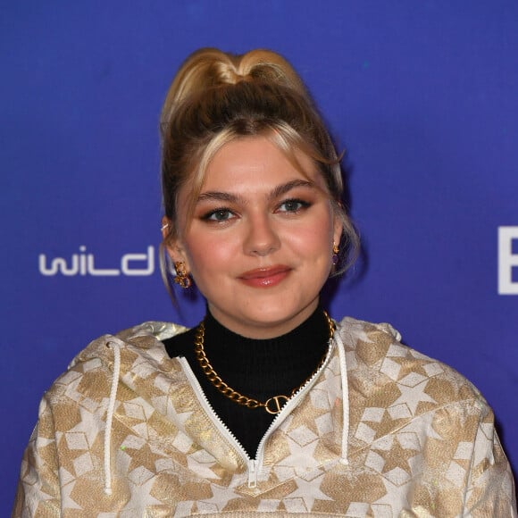 Louane - Avant Première de " Belle " film animé japonais au Grand Rex à Paris le 6 décembre 2021 . © Veeren / Bestimage 