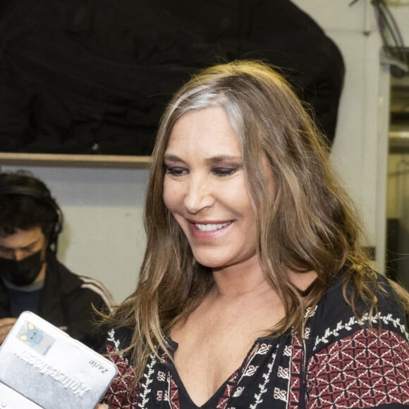 Exclusif - Zazie - Backstage de l'émission spéciale "Unis pour l'Ukraine" à la Maison de la Radio et de la Musique, à Paris le 8 mars 2022. © Cyril Moreau / Jack Tribeca / Bestimage