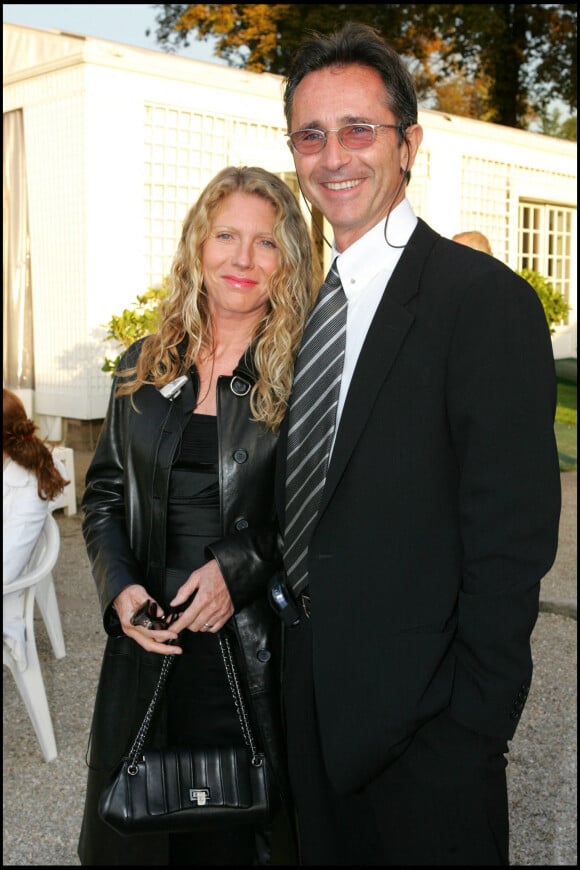 Archives : Thierry Lhermitte et sa femme Hélène lors d'une soirée de gala "Paris Polo for Laureus" au polo club de Paris