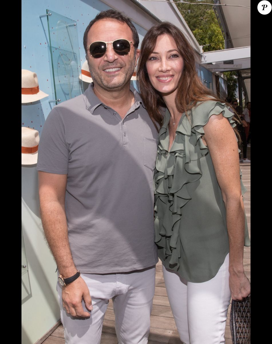 Arthur (Jacques Essebag) et sa compagne Mareva Galanter au village lors de la finale homme des internationaux de France de Roland Garros à Paris, le 11 juin 2017. © Dominique Jacovides - Cyril Moreau/ Bestimage