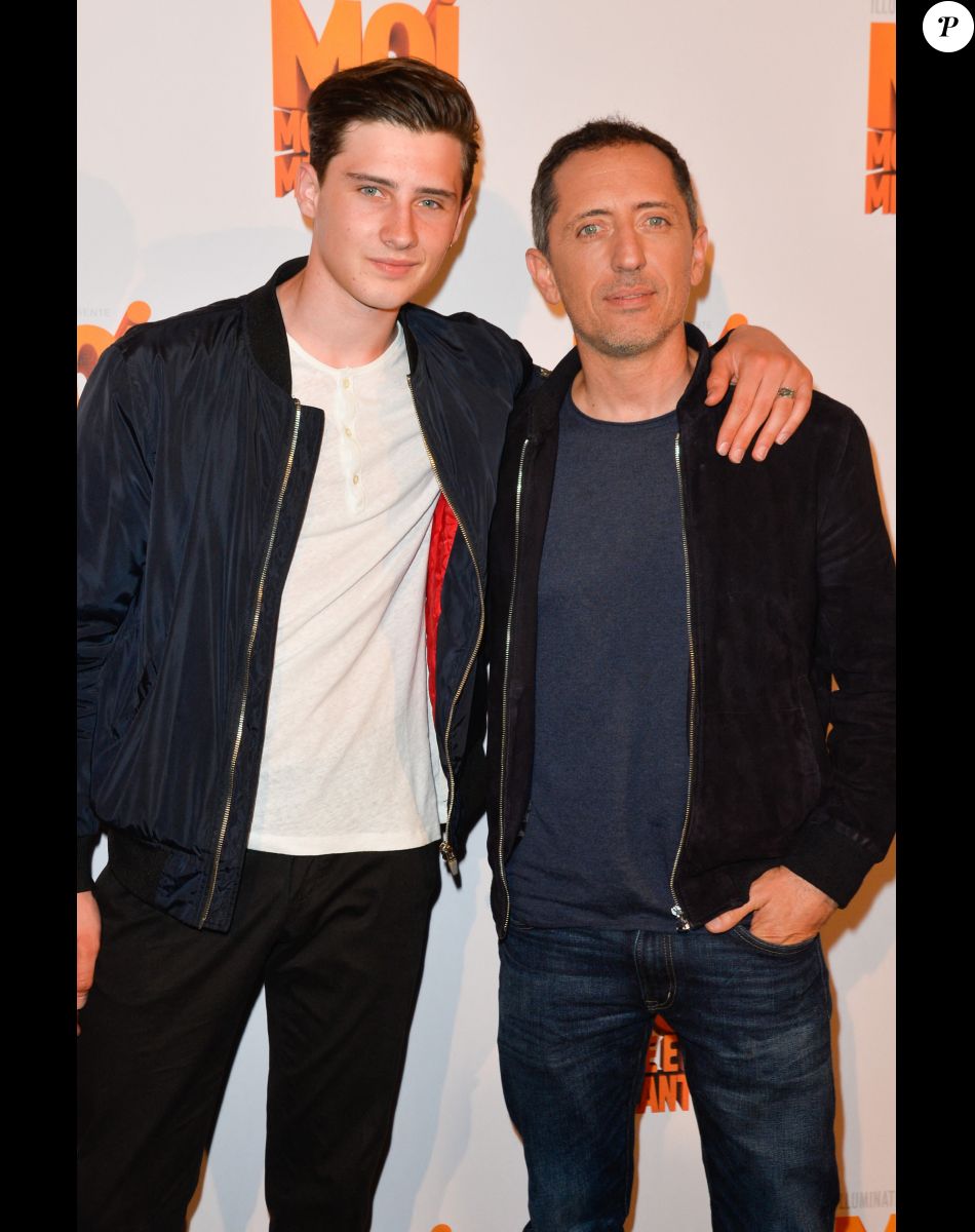 Noé Elmaleh et son père Gad Elmaleh (Voix de Gru) - Avant-première du film d'animation "Moi Moche et Méchant 3" au cinéma Gaumont Champs-Elysées Marignan à Paris, France, le 27 juin 2017.