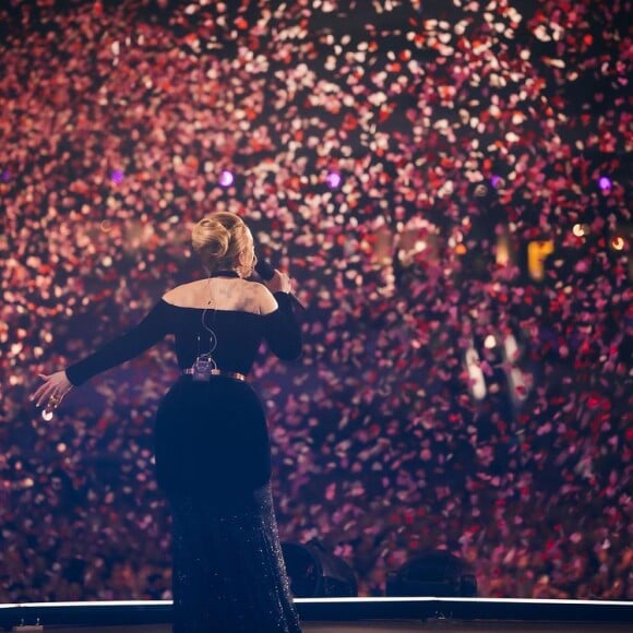 Adele lors de son concert.