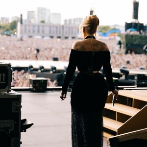 Adele en concert à Hyde Park à Londres le 1er juillet 2022.