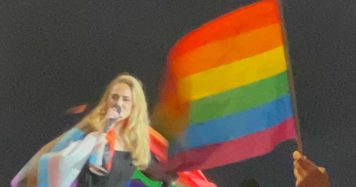Adèle donne un concert à Hyde Park, en marge de la London Pride Parade