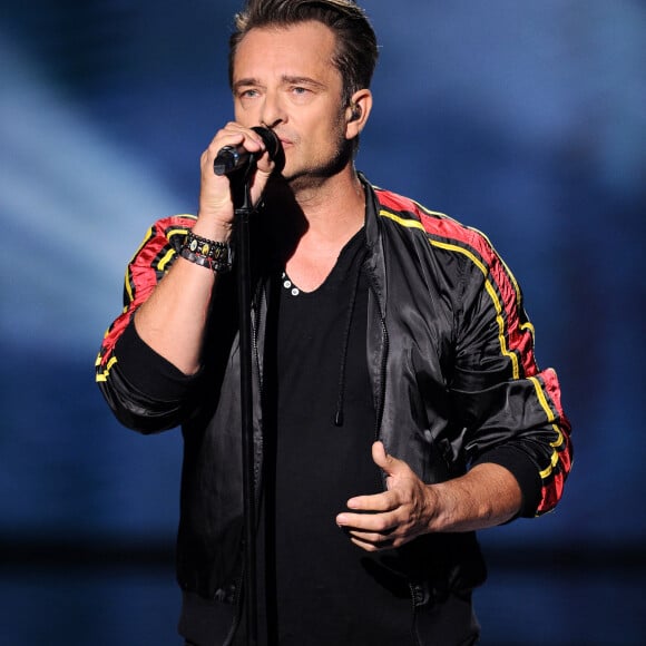 Exclusif - David Hallyday - Enregistrement de l'émission TV "La Chanson Secrète 2", qui sera diffusée le samedi 14 septembre à 21h05 sur TF1. Après le succès de la première édition, "La Chanson Secrète", présentée par N.Aliagas et produite par DMLS TV, revient sur TF1. 10 artistes ne savent rien de ce qui va se passer pour eux ! Ils ont accepté de jouer le jeu, de se laisser totalement surprendre, émouvoir, parfois même déstabiliser car ils vont découvrir en même temps que les téléspectateurs une surprise : une chanson qui leur rappelle un souvenir important de leur vie revisitée et réinterprétée par un artiste. Les téléspectateurs seront aux premières loges pour vivre ces moments d'intimité musicale rare. Et, en bonus, de nombreux invités inattendus et des proches de l'artiste assis dans le fauteuil viendront l'émouvoir. Le 25 juin 2019 © Gaffiot-Perusseau / Bestimage 