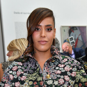 Amel Bent au front row du défilé de mode Giambattista Valli lors de la la Fashion Week printemps/été 2022 à Paris, France, le 4 octobre 2021. © Veeren Ramsamy-Christophe Clovis/Bestimage 