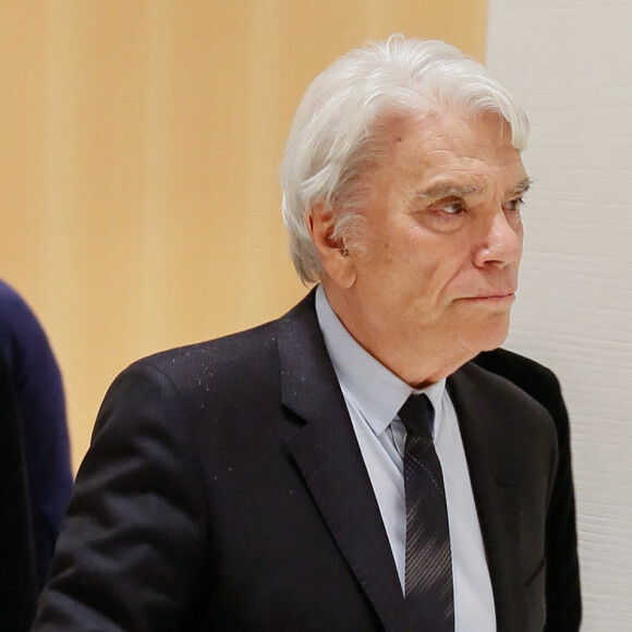 Exclusif - Bernard Tapie - B.Tapie à la sortie de la 11ème chambre correctionnelle, 2ème section du tribunal de Paris accompagné de ses avocats H.Témime et J.Minkowski à Paris, France, le 1er avril 2019. Le ministère public a requis 5 ans ferme pour Tapie et 3 ans pour S.Richard dont 18 mois avec sursis et interdiction d'exercer toute fonction publique pendant 5 ans. B.Tapie et le PDG d'Orange, S.Richard, seront les prévenus du procès pénal de l'arbitrage rendu en 2008 en faveur de l'ancien homme d'affaires, dans son contentieux avec le Crédit lyonnais sur la vente du fabricant d'équipements de sport allemand Adidas en 1993, qui s'est ouvert le 11 mars 2019. L'homme d'affaires et patron du groupe de médias "La Provence", qui lutte à 76 ans contre un cancer de l'estomac, n'a fait aucune déclaration à son arrivée au tribunal. Après dix ans de péripéties judiciaires, B.Tapie, est jugé pour escroquerie et détournement de fonds publics; S.Richard, 57 ans, qui était alors directeur de cabinet de la ministre de l'Economie C.Lagarde, pour complicité. © CVS/Bestimage 