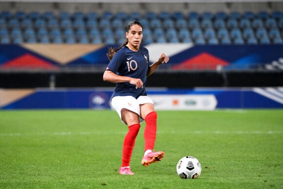 Amel Majri - Match de football féminin : La France domine l'Allemagne 1-0 en amical à Strasbourg le 10 juin 2021. Anthony Bibard/FEP / Panoramic / Bestimage