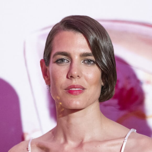 Charlotte Casiraghi lors du Bal de la Rose 2022 au Sporting Club de Monaco en faveur de la Fondation Princesse Grace le 8 juillet 2022. La princesse Caroline, fille aînée de la défunte princesse Grace, en est la présidente. Le Bal de la Rose, créé par la princesse Grace de Monaco en 1954, fait son grand retour en 2022, après deux ans d'absence en raison de la crise sanitaire. Il se déroule toujours au mois de mars mais l'édition 2022 a été reportée au 8 juillet en raison des conditions sanitaires. © Cyril Moreau / Pool Monaco / Bestimage 