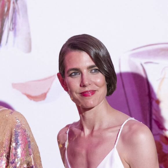 Charlotte Casiraghi et son mari Dimitri Rassam lors du Bal de la Rose 2022 au Sporting Club de Monaco en faveur de la Fondation Princesse Grace le 8 juillet 2022. La princesse Caroline, fille aînée de la défunte princesse Grace, en est la présidente. Le Bal de la Rose, créé par la princesse Grace de Monaco en 1954, fait son grand retour en 2022, après deux ans d'absence en raison de la crise sanitaire. Il se déroule toujours au mois de mars mais l'édition 2022 a été reportée au 8 juillet en raison des conditions sanitaires. © Cyril Moreau / Pool Monaco / Bestimage 