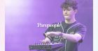 Petit Biscuit métamorphosé : le DJ de 22 ans affiche ses abdos et son corps de rêve