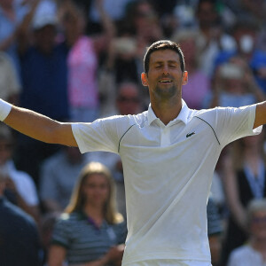 Finale du tournoi de Wimbledon "Novak Djokovic - Nick Kyrgios (4/6 - 6/3 - 6/4 - 7/6)", le 10 juillet 2022.