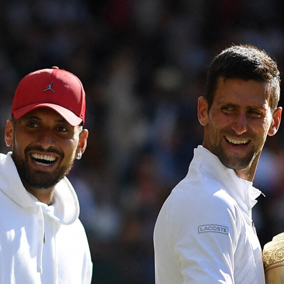 Novak Djokovic remporte la finale simple messieurs lors du tournoi de tennis de Wimbledon au All England Lawn Tennis and Croquet Club à Londres le 10 juillet 2022. © Antoine Couvercelle / Panoramic / Bestimage