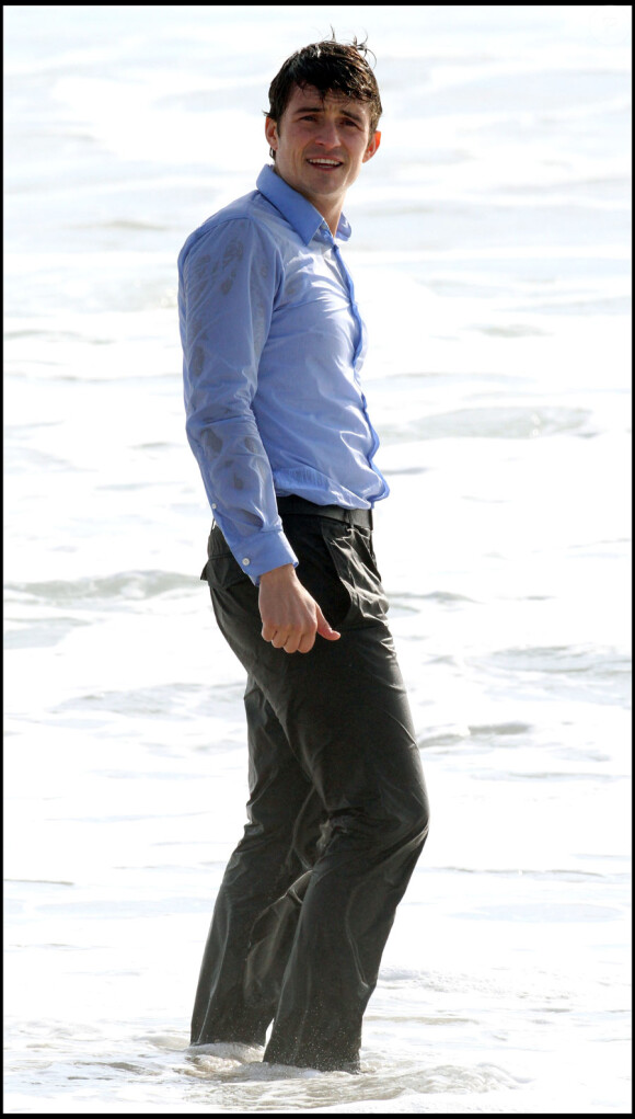 Orlando Bloom sur le tournage de The Good Doctor en Californie à Santa Monica le 4 février 2010