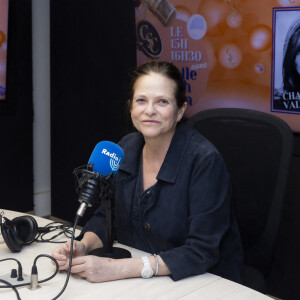 Exclusif - Charlotte Valandrey - Enregistrement de l'émission "CS Cohen" sur Radio J à Paris. Le 12 avril 2022 © Jack Tribeca / Bestimage 