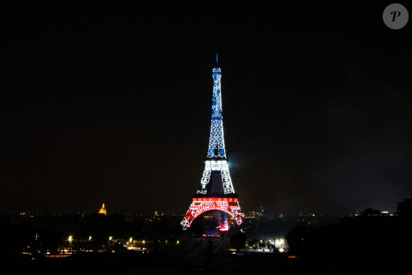Illustration du feu d'artifice du 14 juillet à la Tour Eiffel à Paris. Le 14 juillet 2022 © Federico Pestellini / Panoramic / Bestimage 