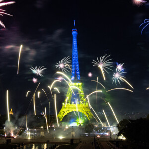 Illustration du feu d'artifice du 14 juillet à la Tour Eiffel à Paris. Le 14 juillet 2022 © Federico Pestellini / Panoramic / Bestimage 